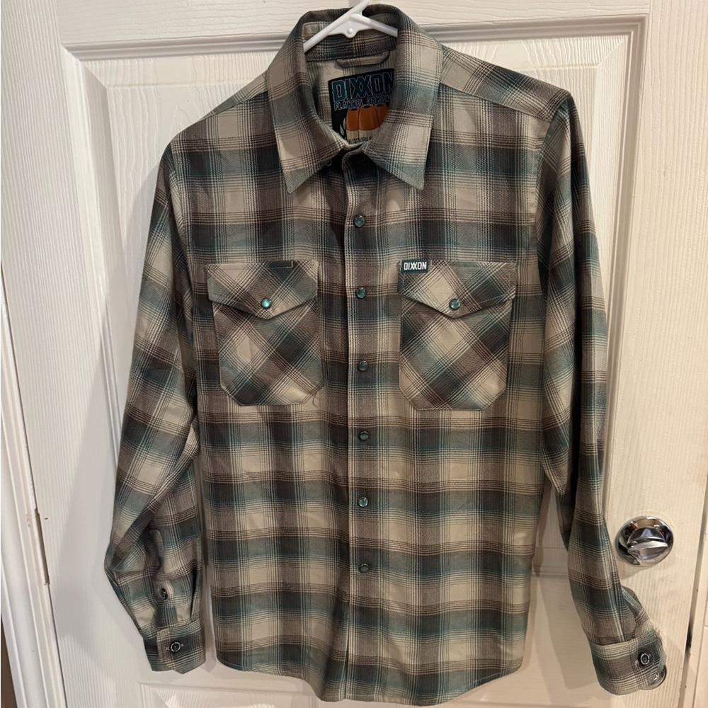 XS Dixxon Hollow Point snap front long sleeves